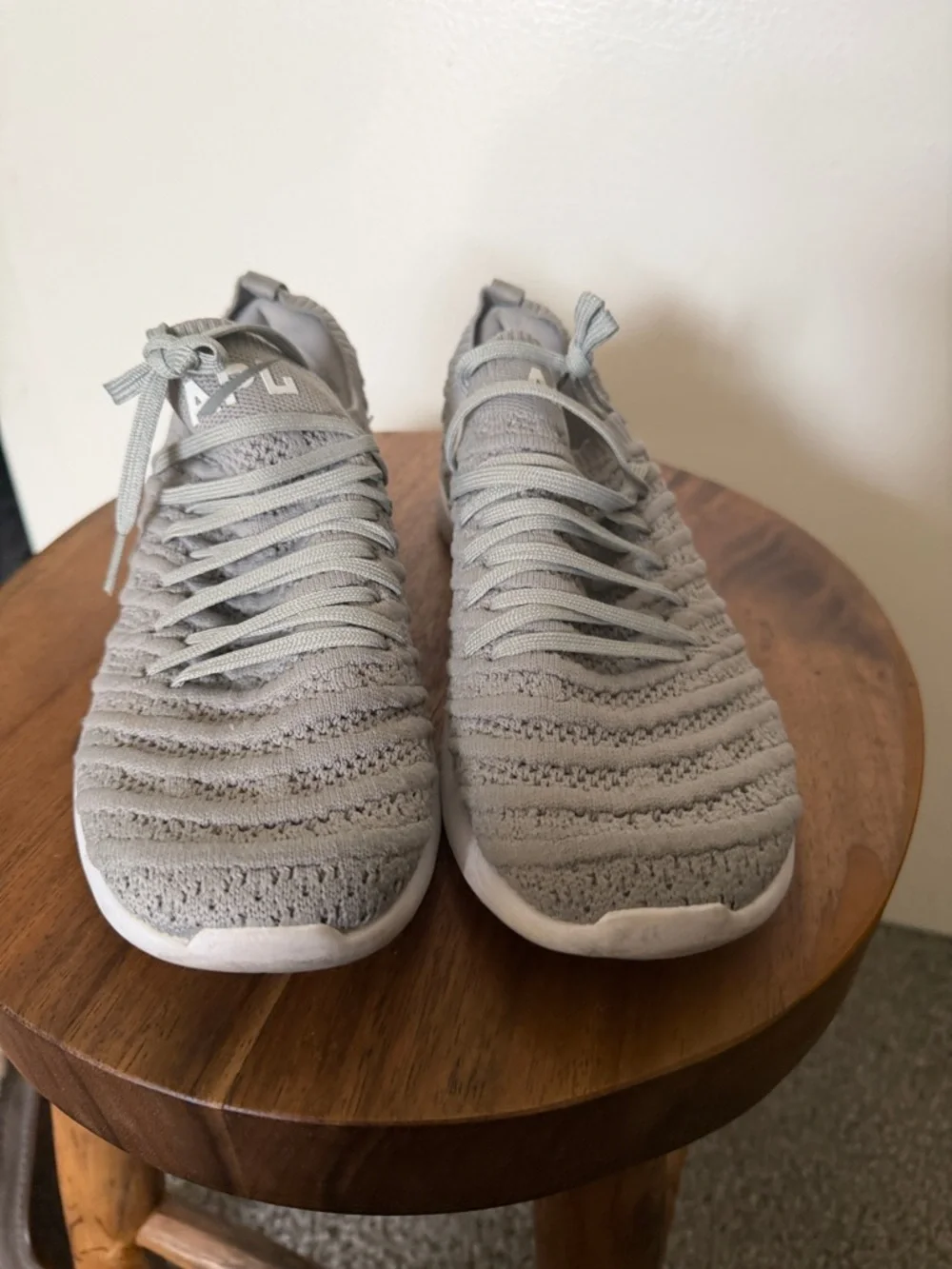APL Techloom Wave Sneakers Women's 8.5 Gray Knit Athletic Shoes